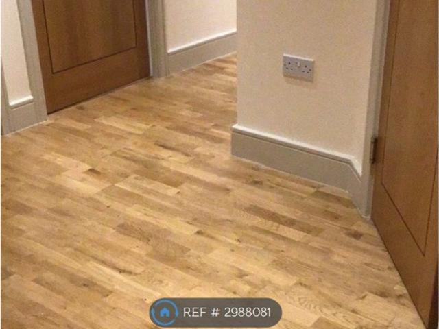 Apartment for rent in Carshalton Beeches, Greater London