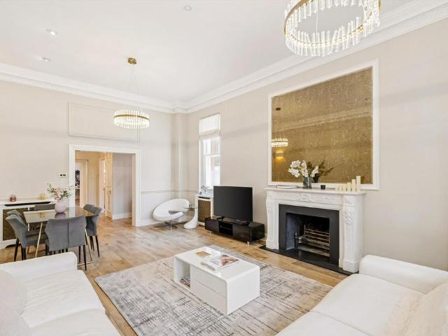 Apartment for rent in Chelsea, Greater London