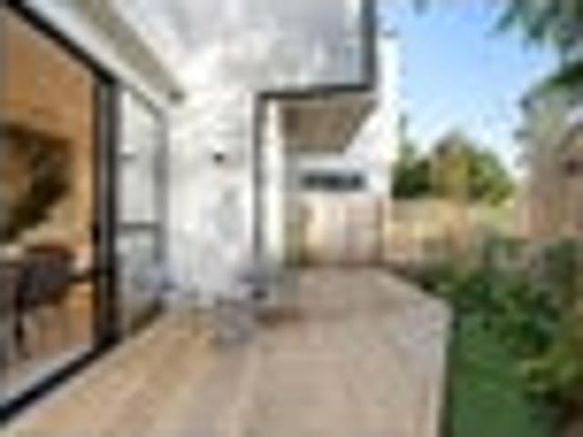 House for sale in Oroua County