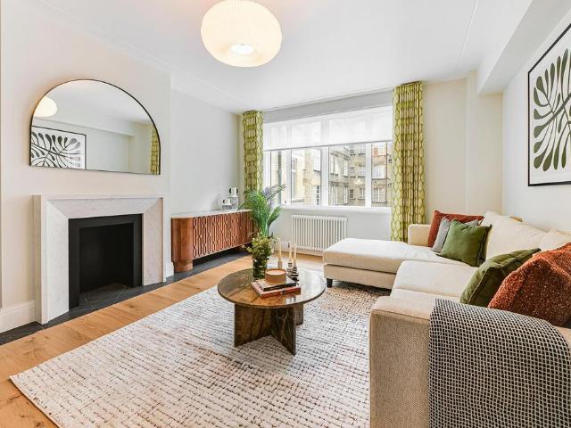 Apartment for rent in Chelsea, Greater London