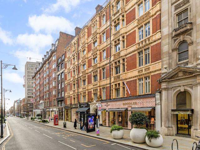 Apartment for rent in Chelsea, Greater London
