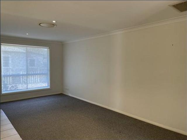 Apartment for rent in Piallamore, New South Wales