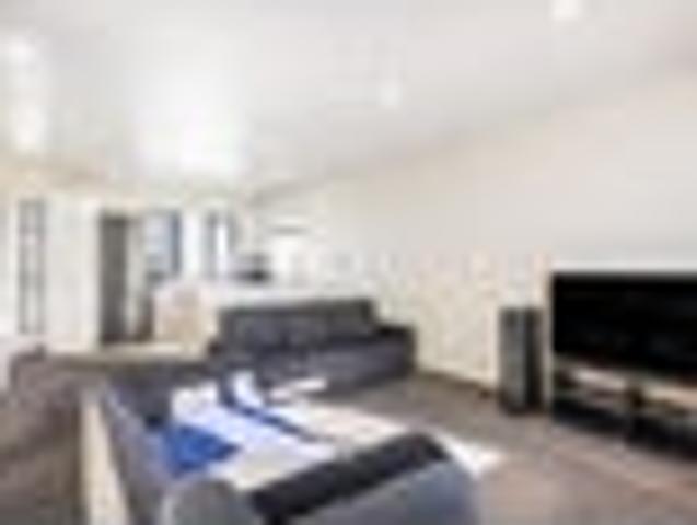 Townhouse for sale in New Lynn