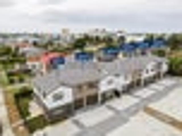 Townhouse for sale in East Tamaki, Oroua County