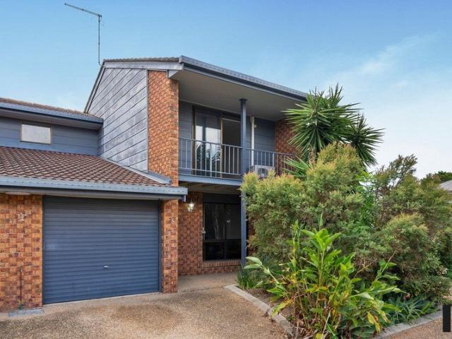 Townhouse for sale in Toombul, Queensland