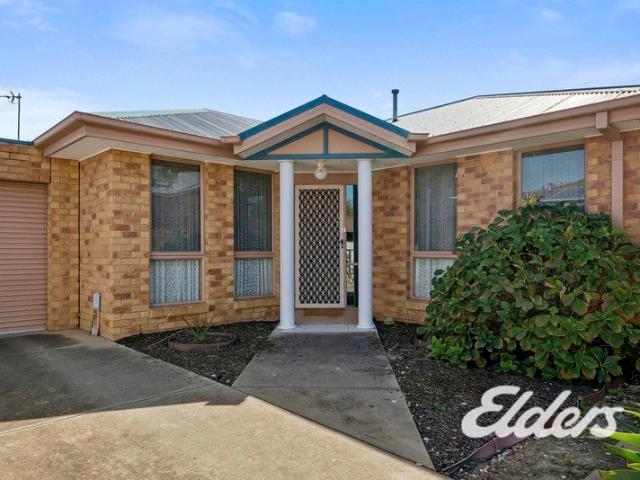 Apartment for sale in Yarrawonga, Victoria