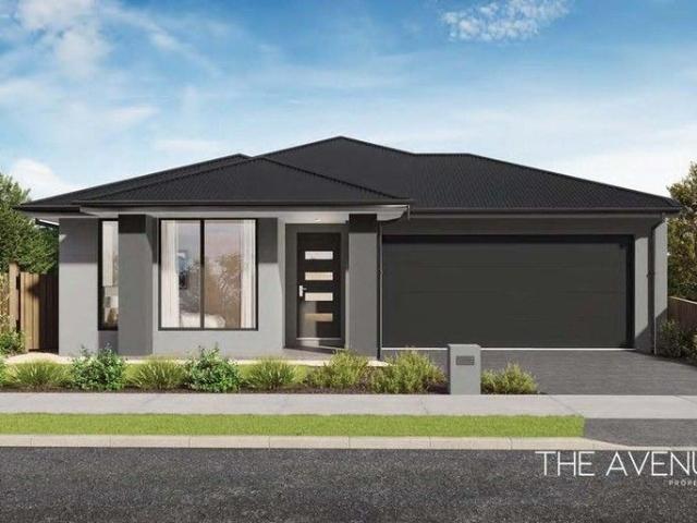 Cottage for sale in Cranbourne East, Victoria
