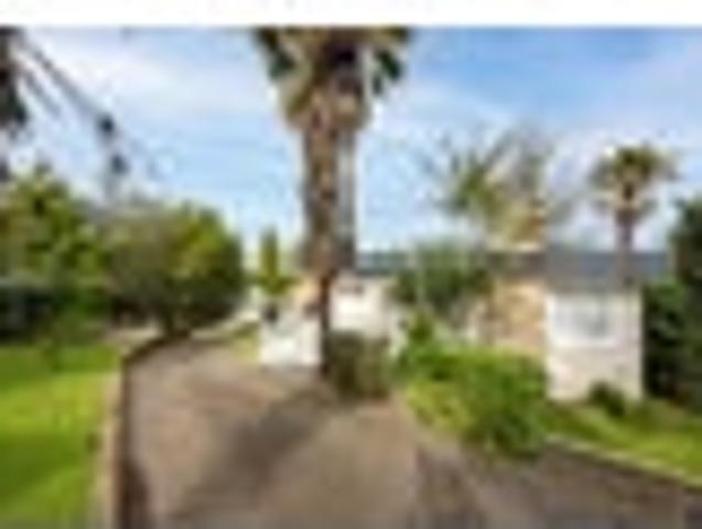 House for sale in Hillcrest