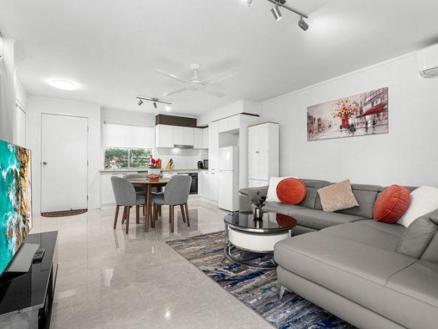 Townhouse for sale in Toombul, Queensland