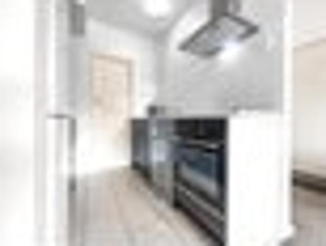 Apartment for sale in Heathcote, Canterbury