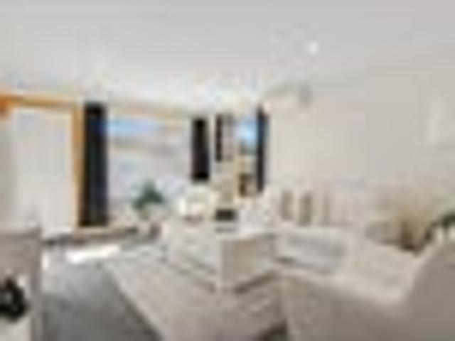 Apartment for sale in Heathcote, Canterbury