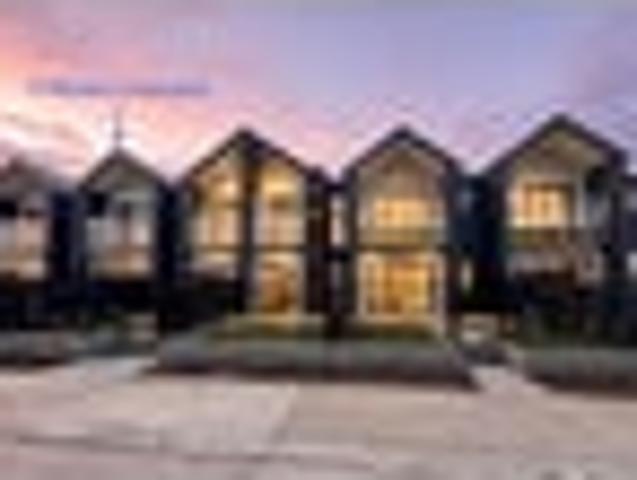 Townhouse for sale in Milldale, Rodney