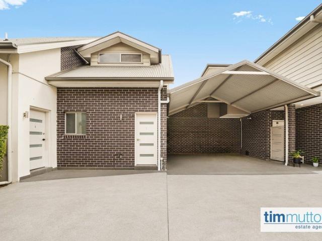 Townhouse for sale in Sydney, New South Wales