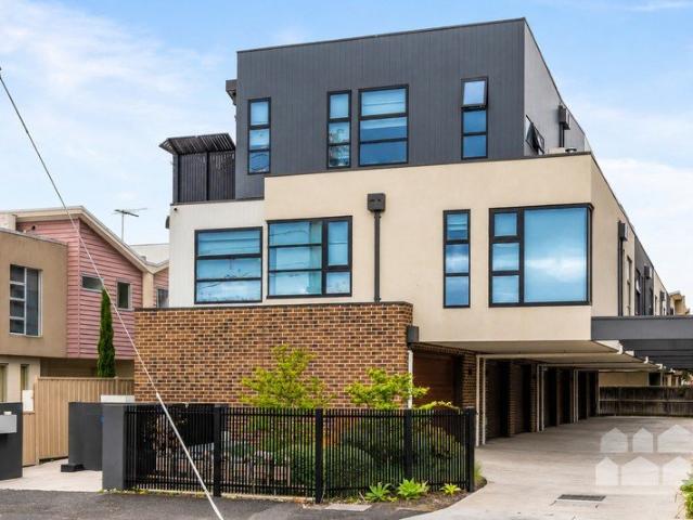 Townhouse for sale in Footscray, Melbourne
