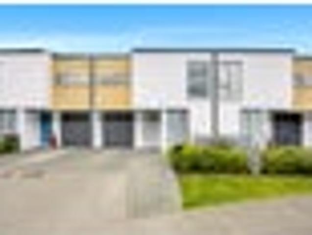 Townhouse for sale in Whenuapai Village, Upper Harbour
