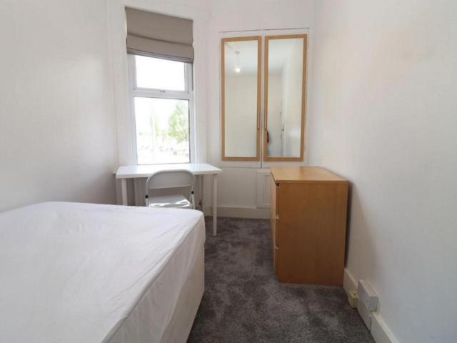 Room for rent in Harlesden, Greater London