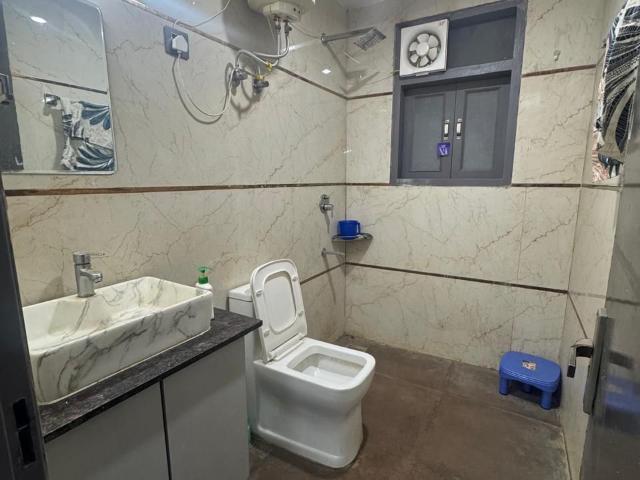 Property for rent in Deri