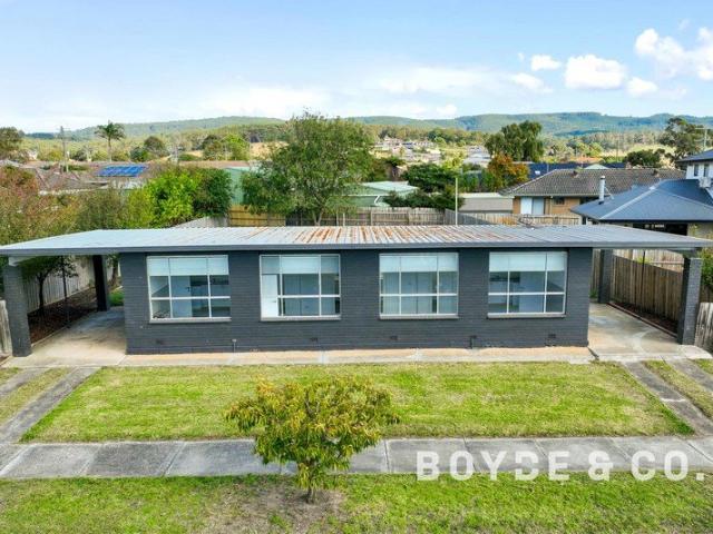 Flat for sale in Coalville, Victoria