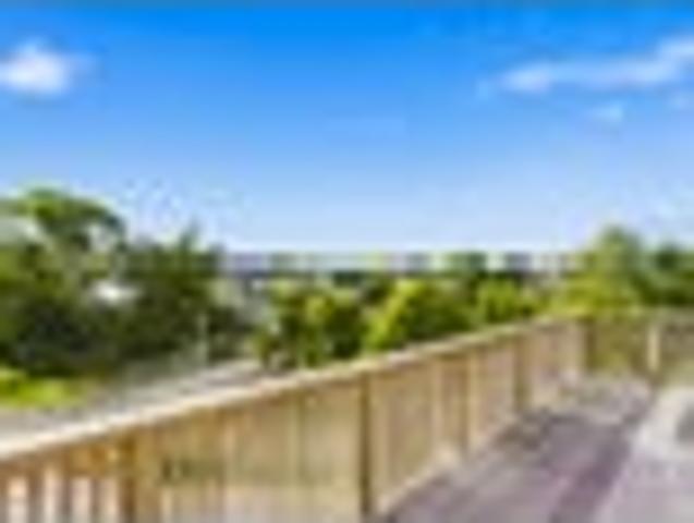 Townhouse for sale in Paraparaumu, Wellington
