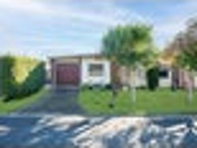 House for sale in Hamilton East