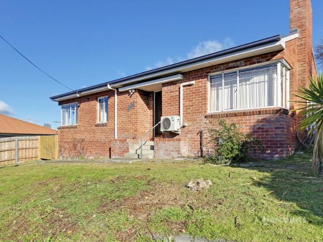 House for sale in Derwent Park