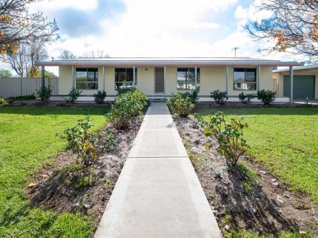 House for sale in Darlington Point, New South Wales