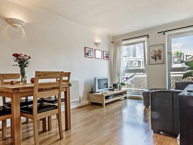 Apartment for rent in Angel, Greater London