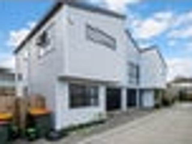 Townhouse for sale in Manurewa