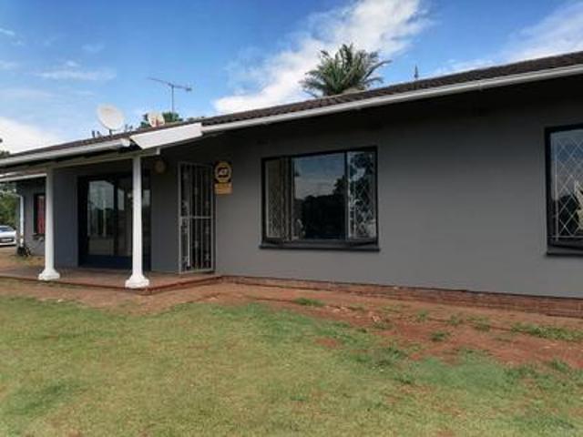 House for sale in Queensburgh, Kwazulu-natal