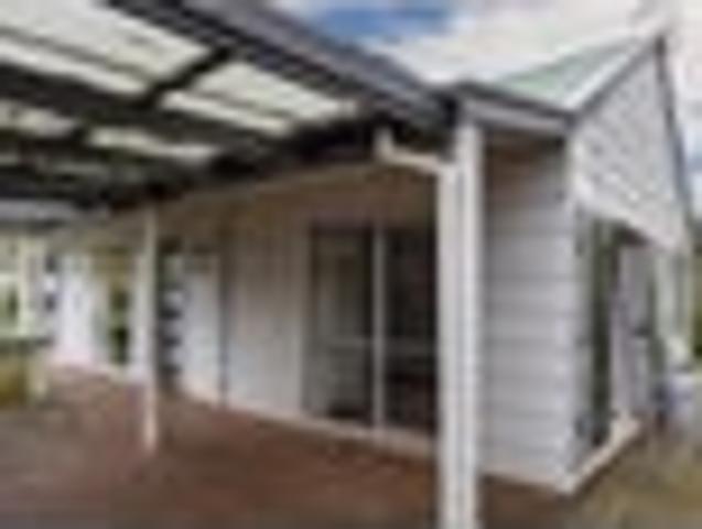 House for sale in Massey, Henderson-Massey