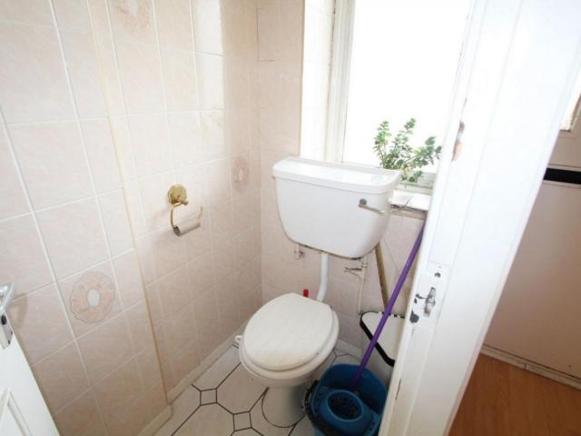 Room for rent in Mile End, Greater London