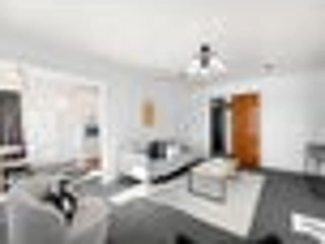 House for sale in Chartwell