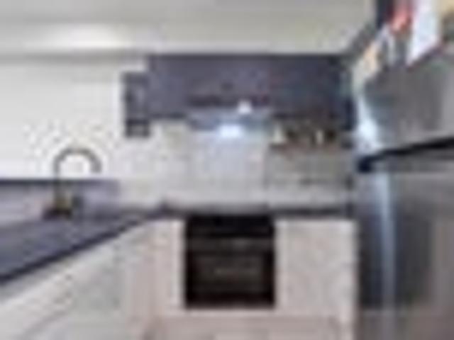 Townhouse for sale in Howick, Oroua County