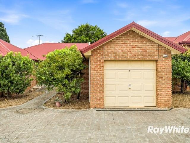 Villa for sale in Sydney, New South Wales