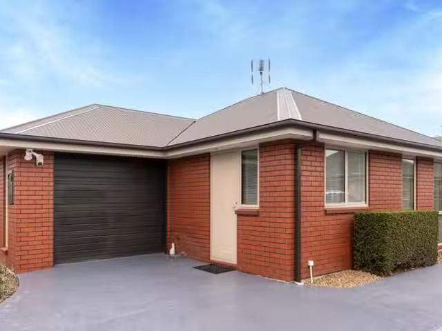 House for rent in Chaslands, Canterbury