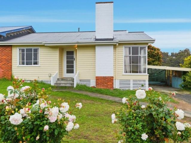 House for sale in Glenorchy, Tasmania