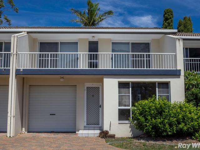 Townhouse for sale in Forster, New South Wales