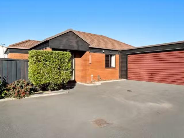 House for rent in Chaslands, Canterbury