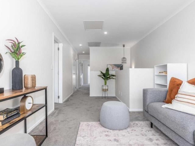 Townhouse for rent in Porirua City Centre, Porirua
