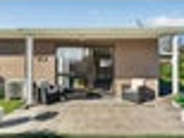 Townhouse for sale in Opaki, Wellington