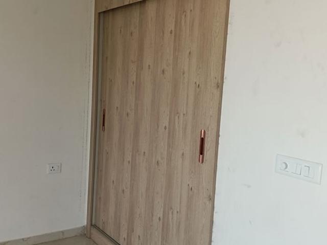 Flat for rent in Hariana