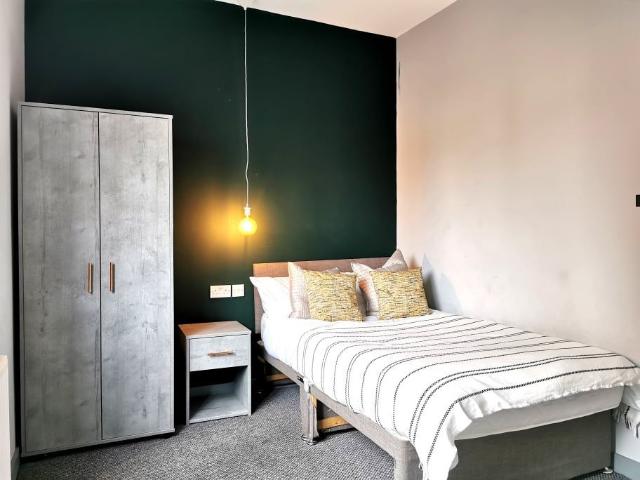Room for rent in Glasshoughton, Castleford