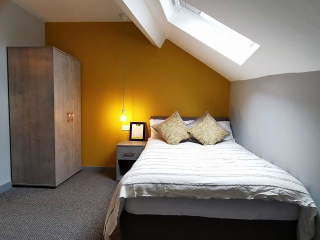 Room for rent in Round Hill, Wakefield