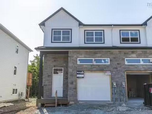 House for sale in Dartmouth, Nova Scotia