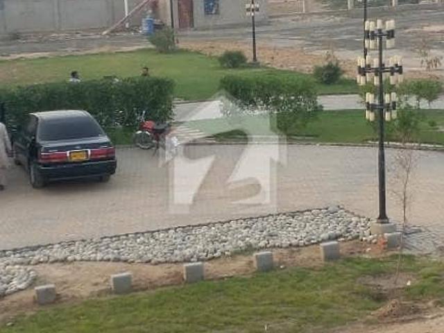 Commercial for sale in Faisalabad, Islamabad Capital Territory