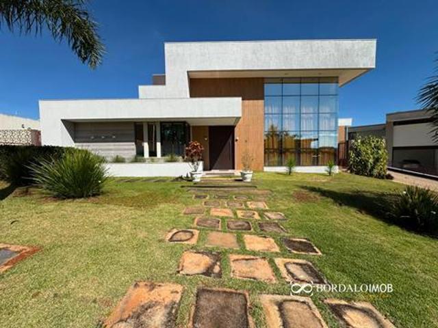 Casa venda em Região Geográfica Imediata do Distrito Federal, Região Integrada de Desenvolvimento do Distrito Federal e Entorno