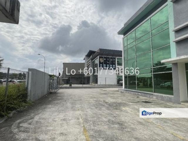 Warehouse for sale in Johor