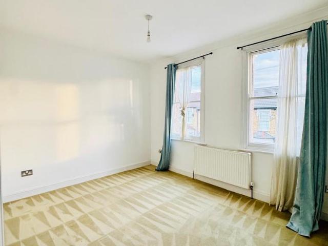 House for rent in Chigwell, Epping