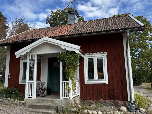 Stuga hyra i Östergötland