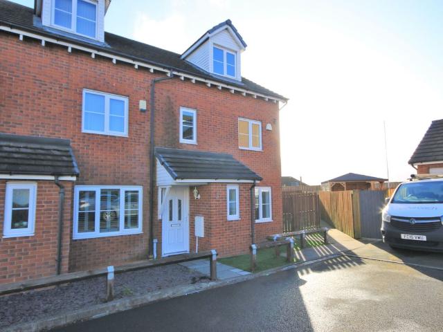 House for rent in Lamberhead Green, Wigan
